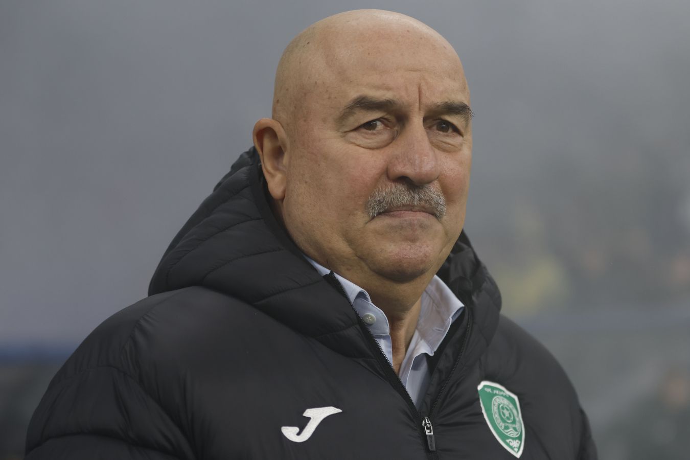 Черчесов  о штабе Станковича: орут как резаные. Недостойно Спартака