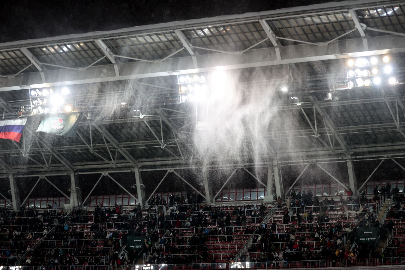 В «Локомотиве» заявили, что стадиону клуба ничего не угрожает из-за пожара рядом с ареной