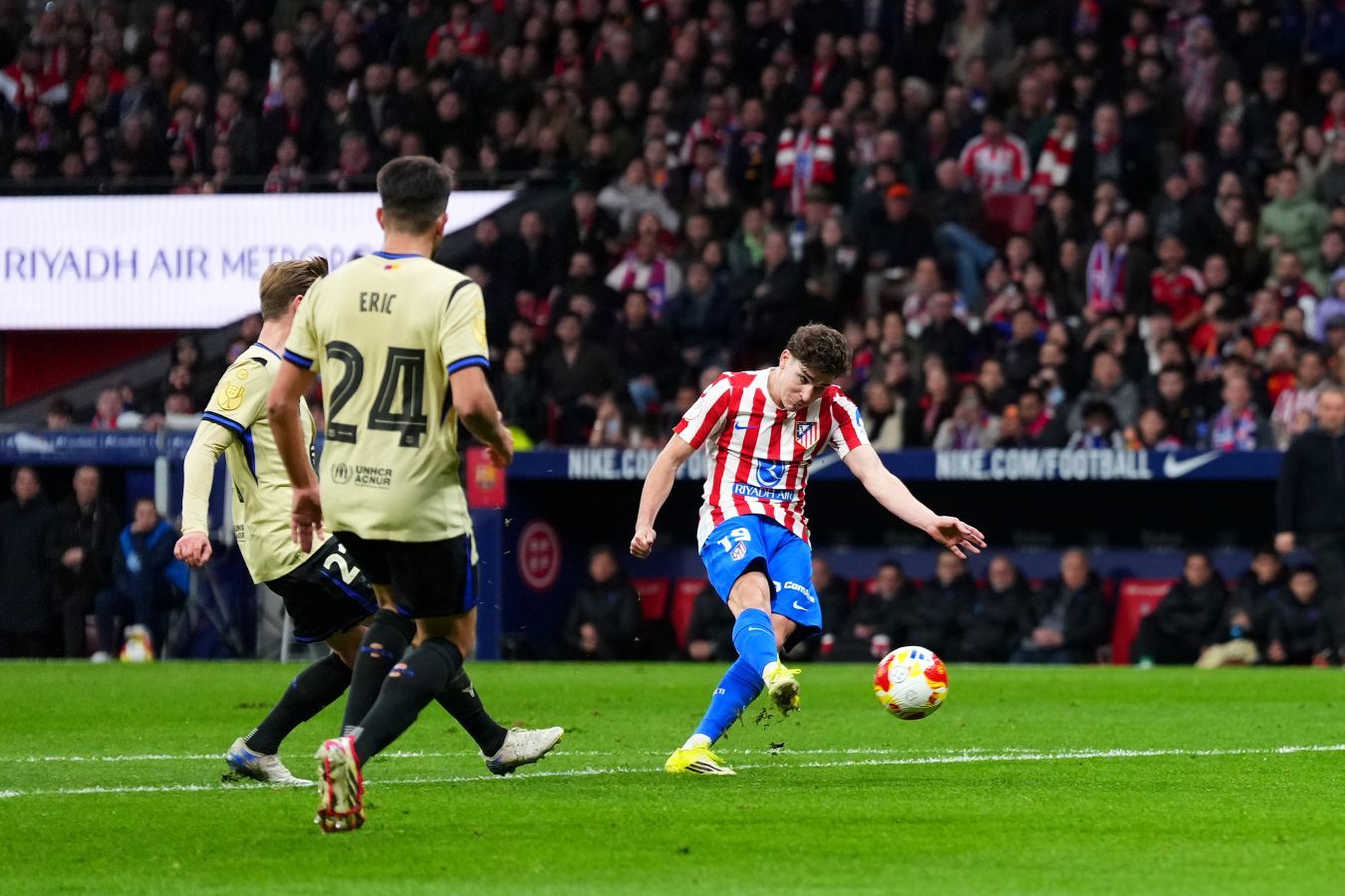 «Барселона» устроит ремонтаду?