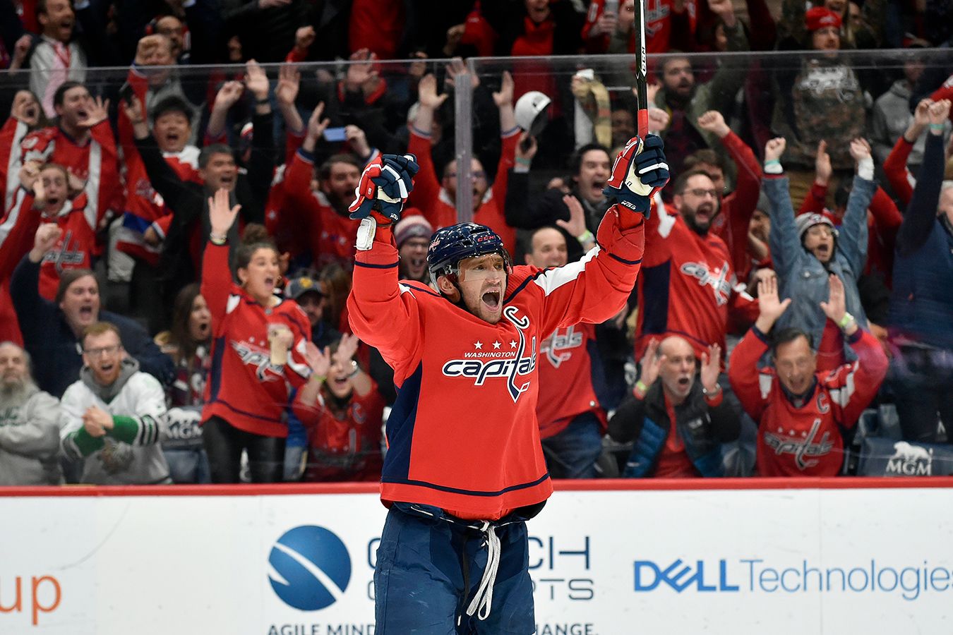 Вашингтон обыграл Каролину в серии буллитов, Овечкин отметился передачей