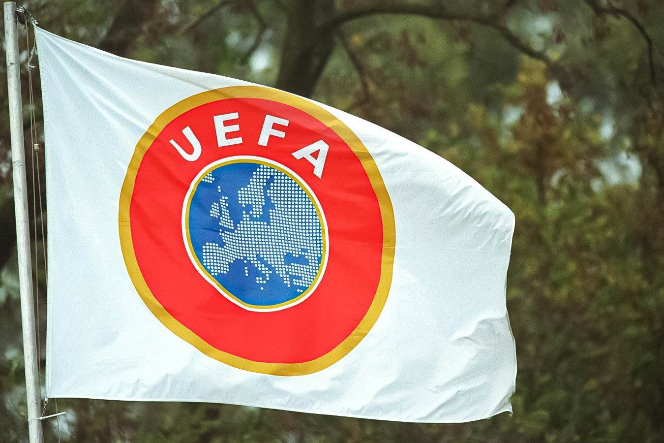 УЕФА утвердил новую систему солидарных выплат для клубов, не участвующих в еврокубках
