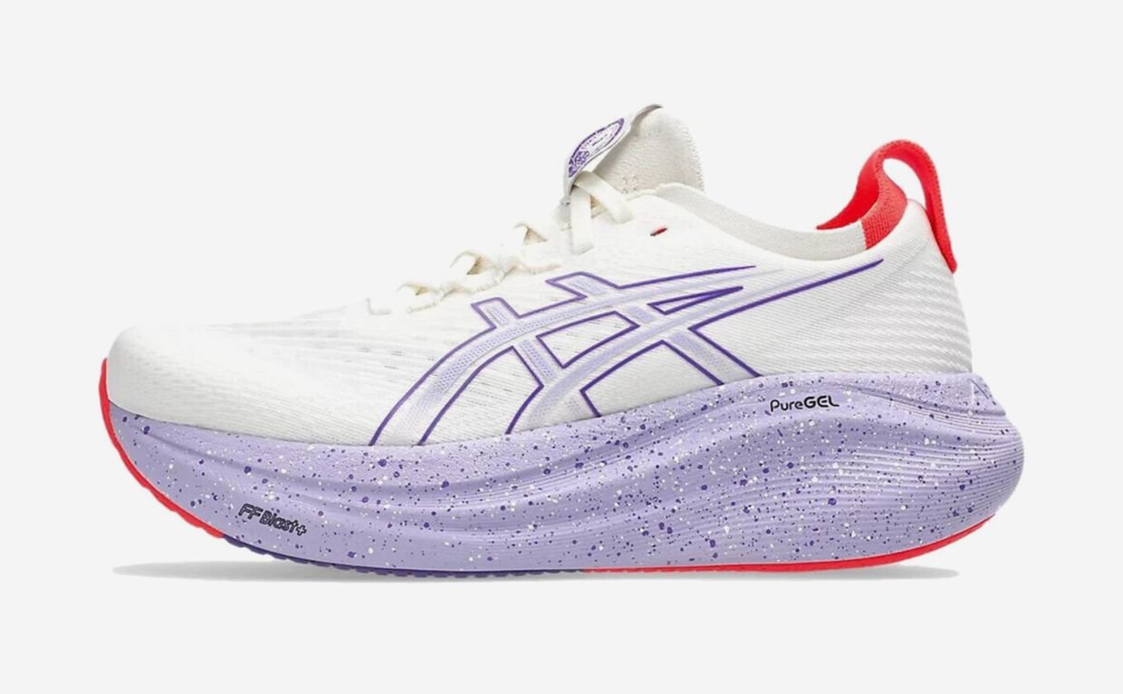 Кроссовки беговые Asics GEL NIMBUS 27, 19 423 руб.