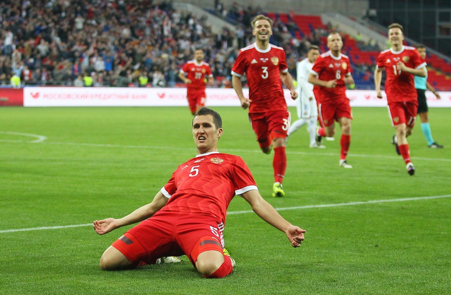 789894-viktor-vasin.jpg