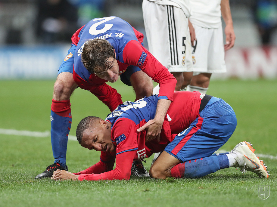 853827-mario-fernandes-i-rodrigo-bekao.j