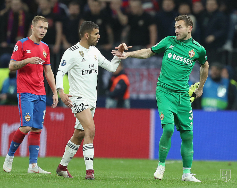 853851-dmitrij-efremov-daniel-sebalos-i-