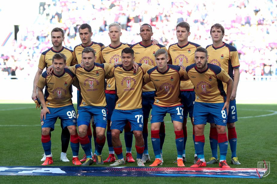 881813-komandnoe-foto-pfk-cska.jpg