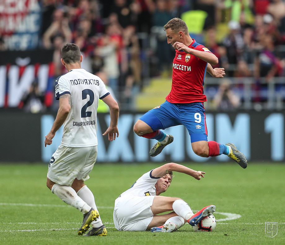 882581-vladimir-polujahtov-i-fjodor-chal