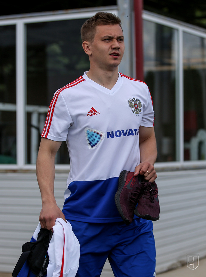 883701-ivan-obljakov.jpg