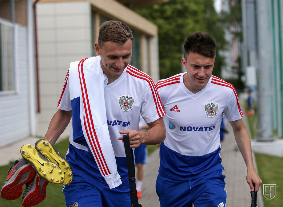 883707-fjodor-chalov-i-aleksandr-golovin