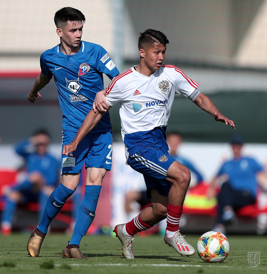 883905-vladislav-parshikov-i-ilzat-ahmet