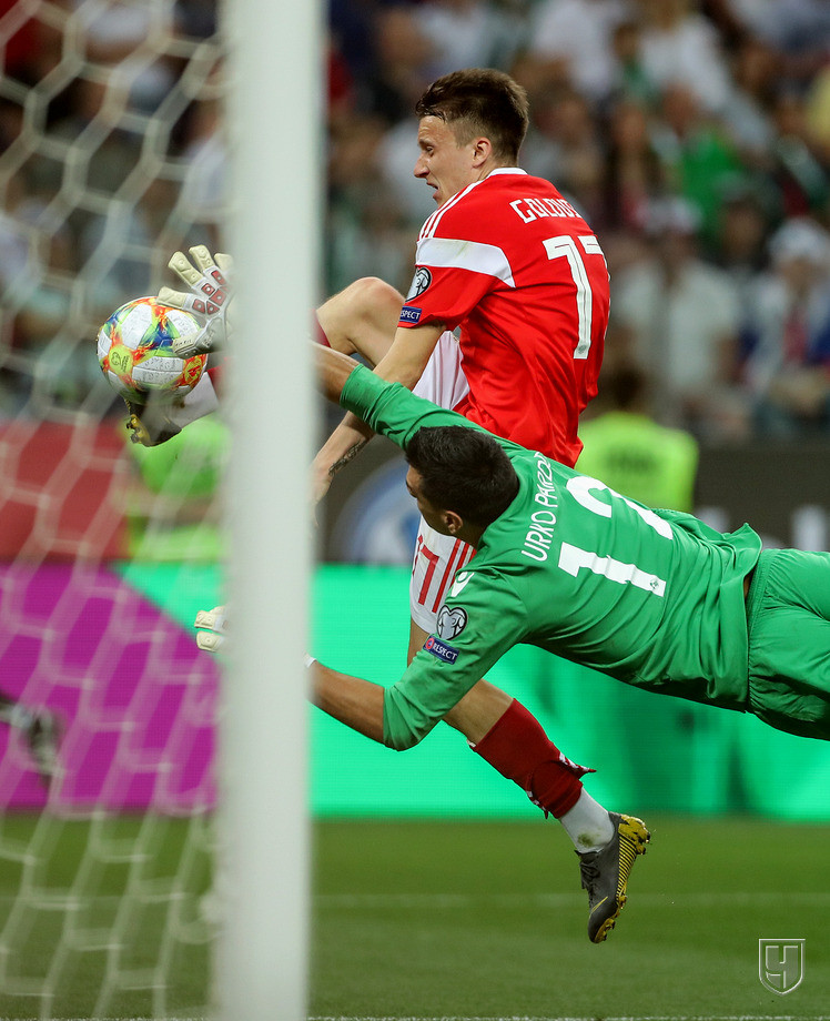884785-urko-rafael-pardo-i-aleksandr-gol
