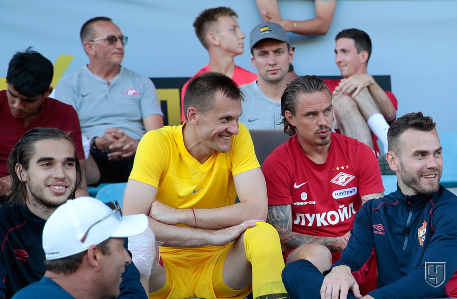 885449-georgij-kyrnac-artjom-rebrov-andr