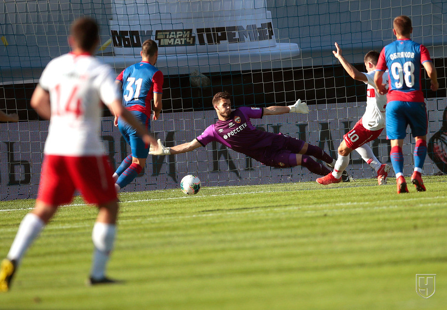 885455-zelimhan-bakaev-zabivaet-gol-v-vo