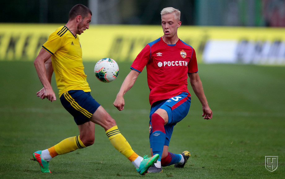 885505-aleksej-ionov-i-hjordur-magnusson