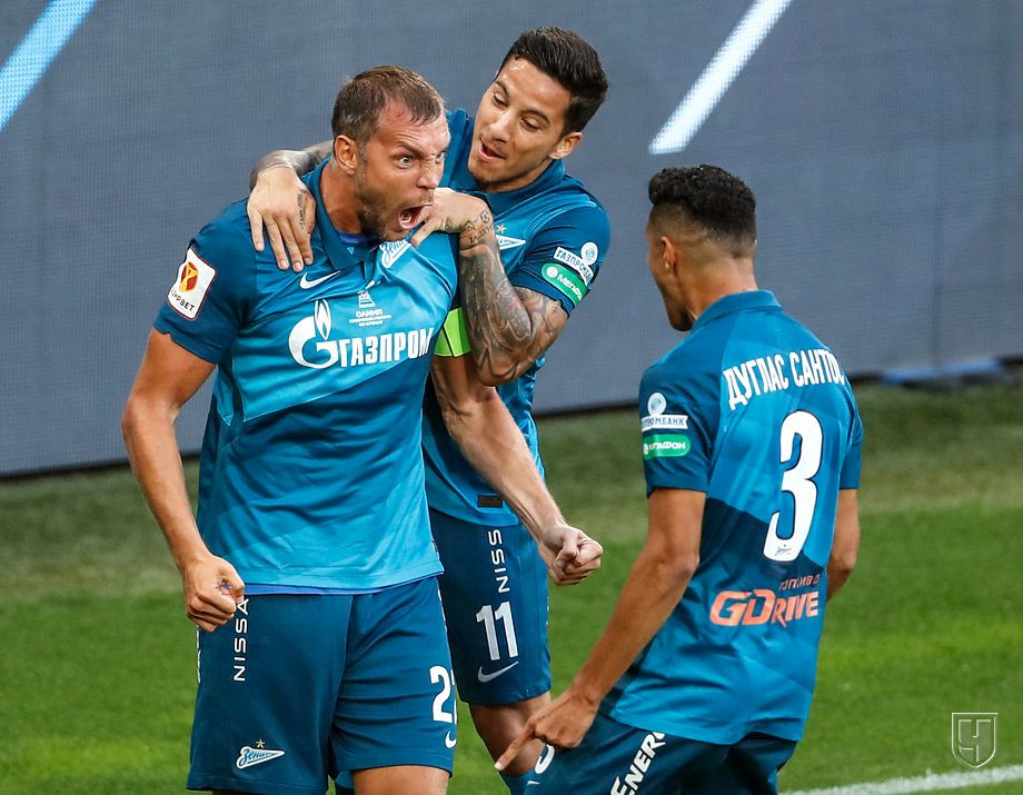 926679-sebastjan-driussi-artjom-dzjuba-i