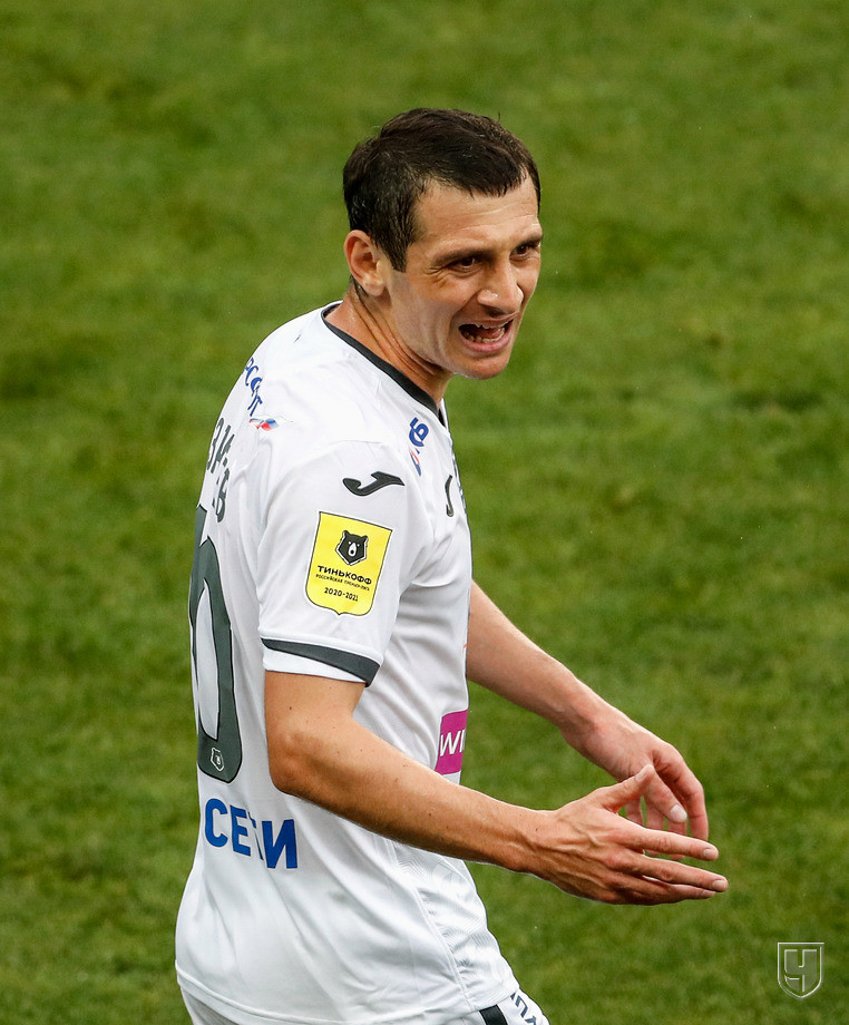 926803-alan-dzagoev.jpg