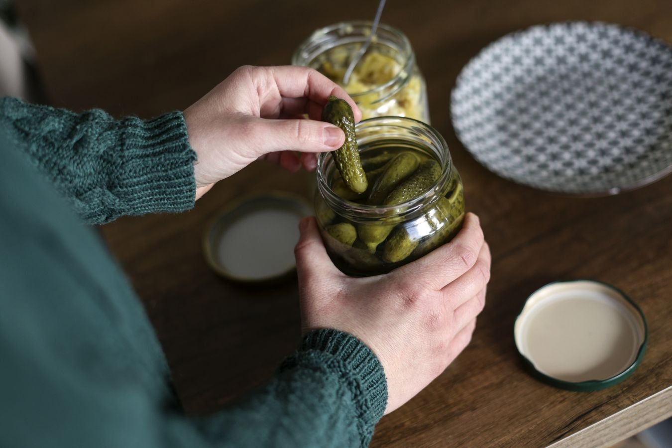 Как маринованные огурцы могут помочь в похудении