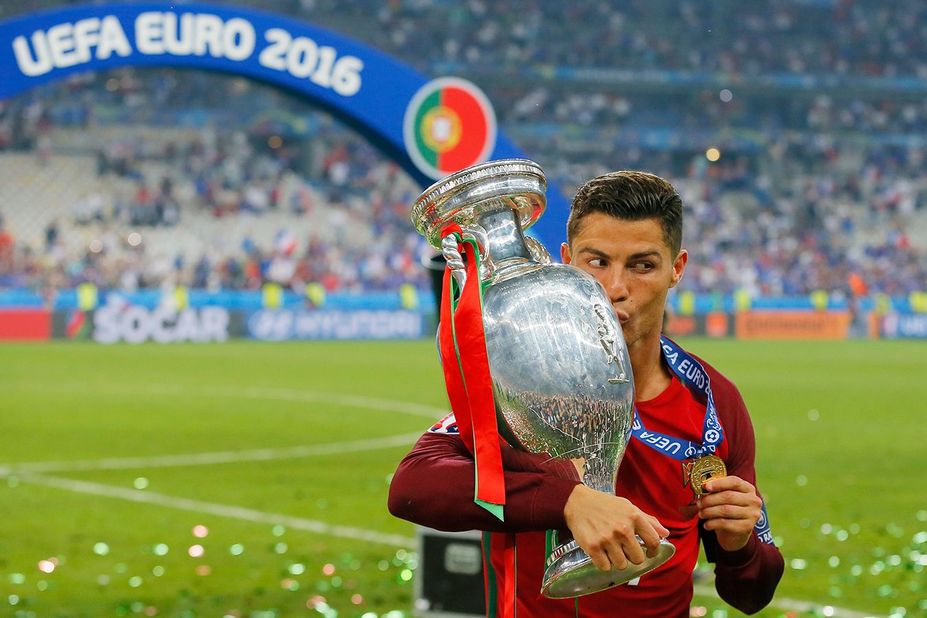 День ч е. Криштиану Роналду чемпион Европы. Роналду финал евро 2016. Португалия чемпион Европы 2016. Роналду чемпион Европы 2016.