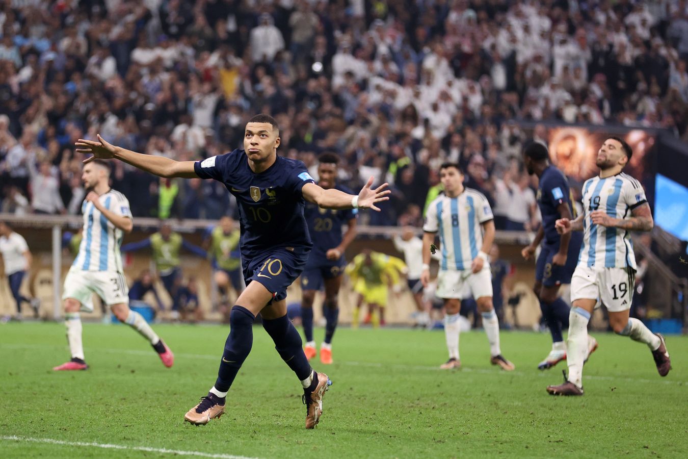 Аргентина — Франция — 3:3 (4:2 пен.)