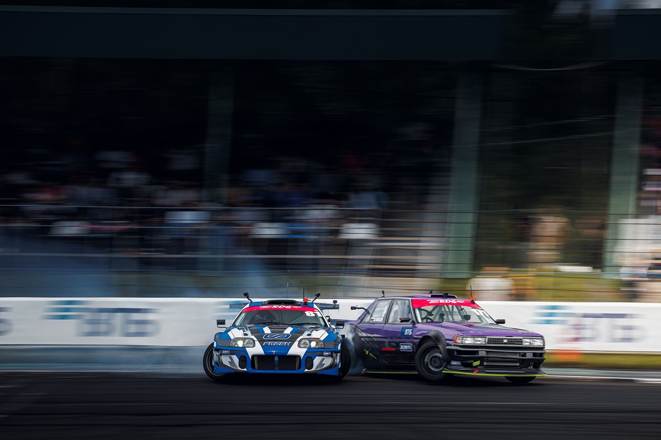 Евгений Лосев идёт на таран Алексея Козлова