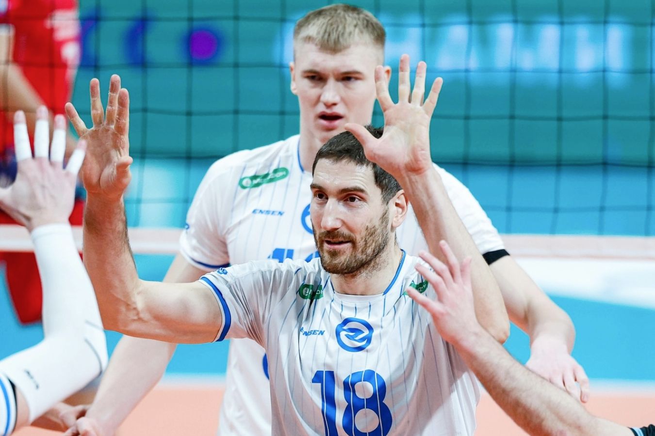 Максим Михайлов