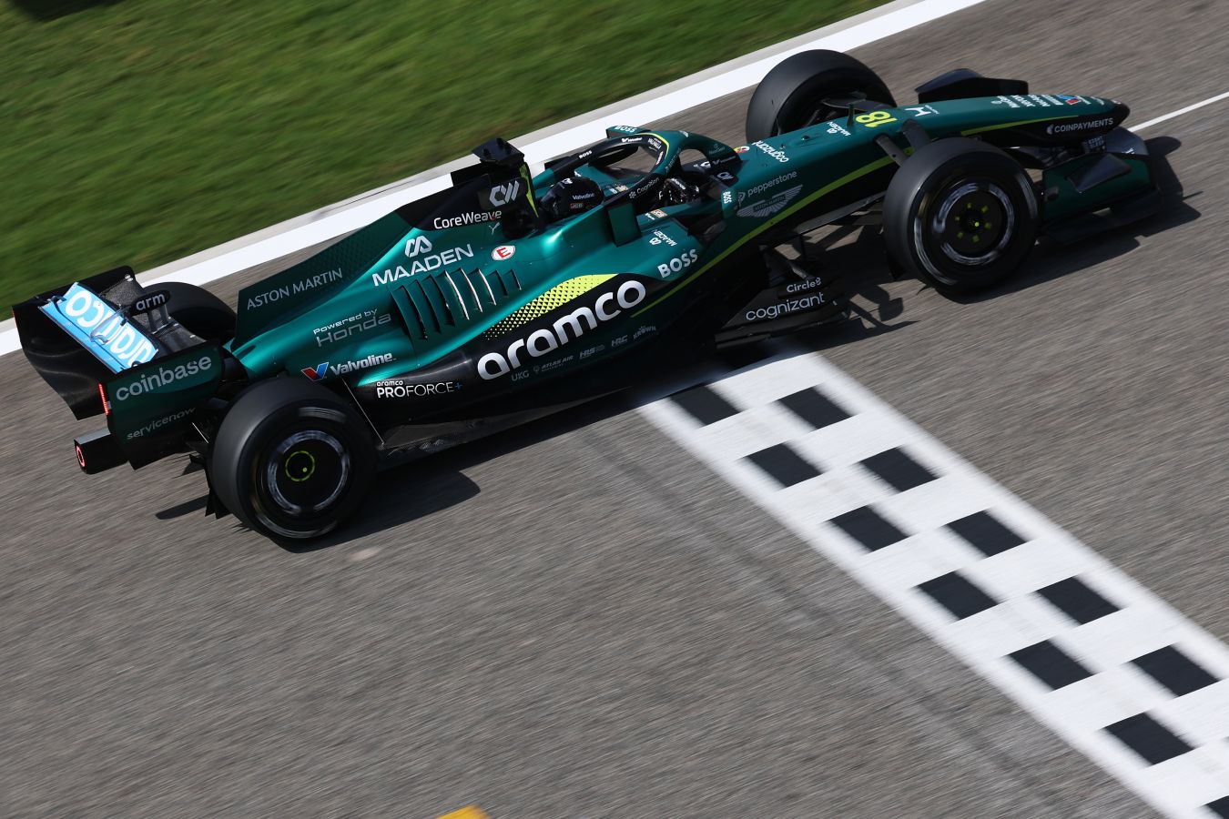 «Астон Мартин»