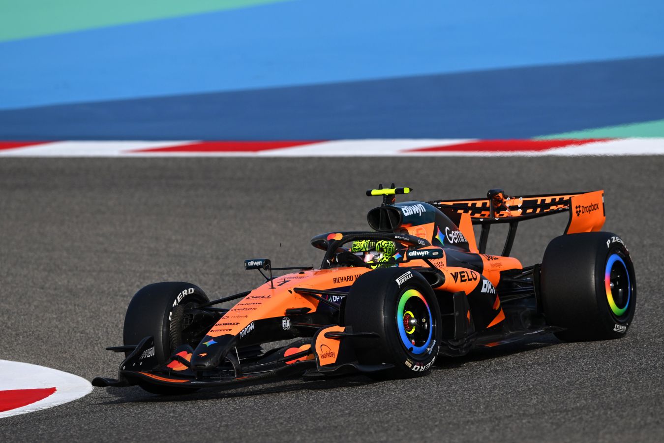 «Макларен»