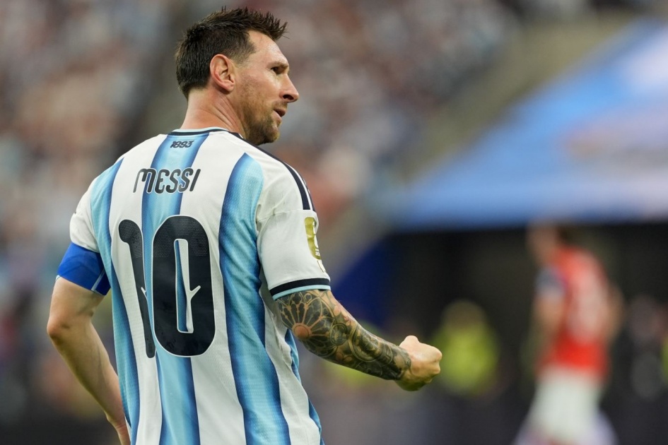 Ex-Referee Halsey Comments on Balogun's Red Card at World Cup 2026