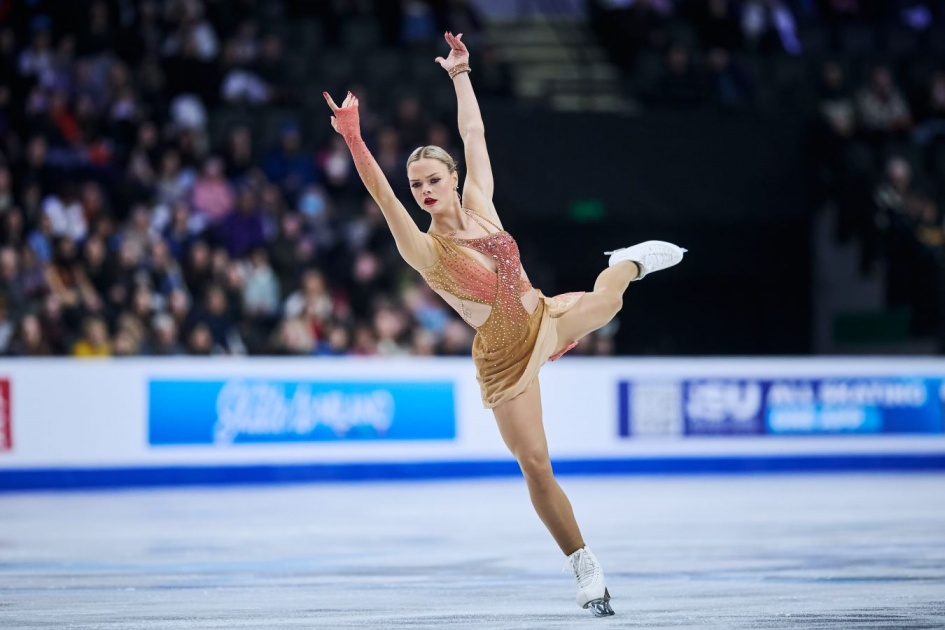 Луна Хендрикс завершила карьеру фигуристки