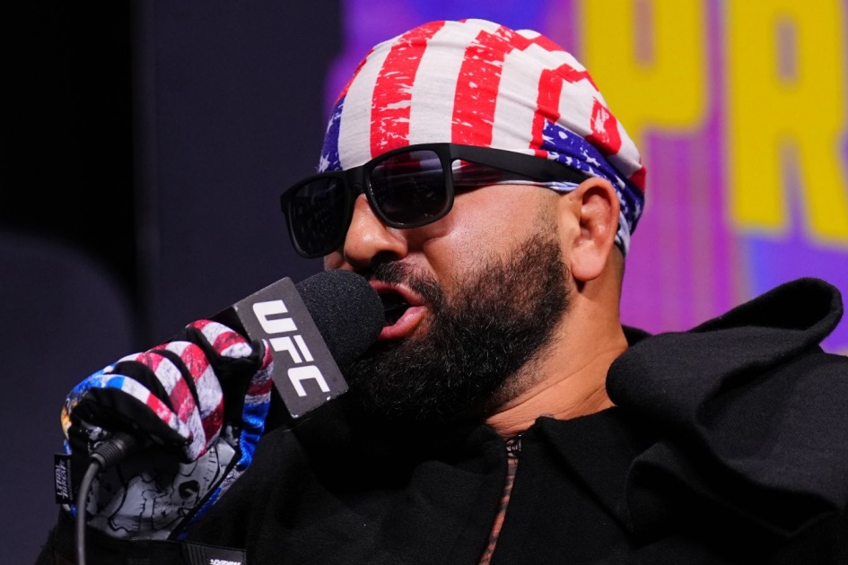 «Я делал ей комплимент», — боец UFC Хокит о словах о Мишель Обаме