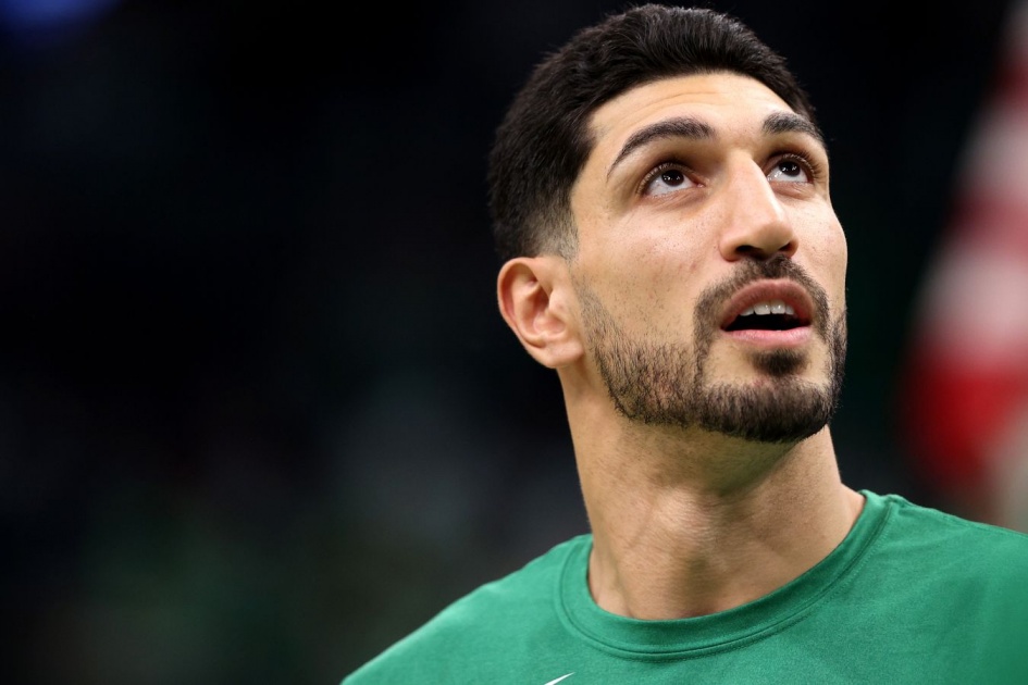 Энес Кантер объявил о планах выйти на драфт WNBA в 2027 году