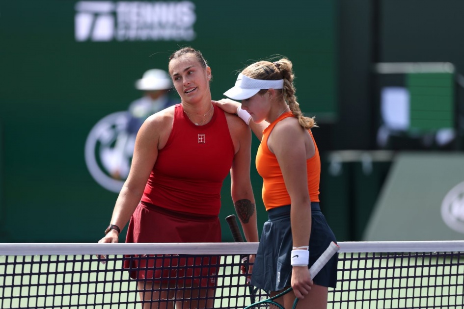 Андреева обыграла Хвалиньску на Ролан Гаррос — 6:3, 6:2