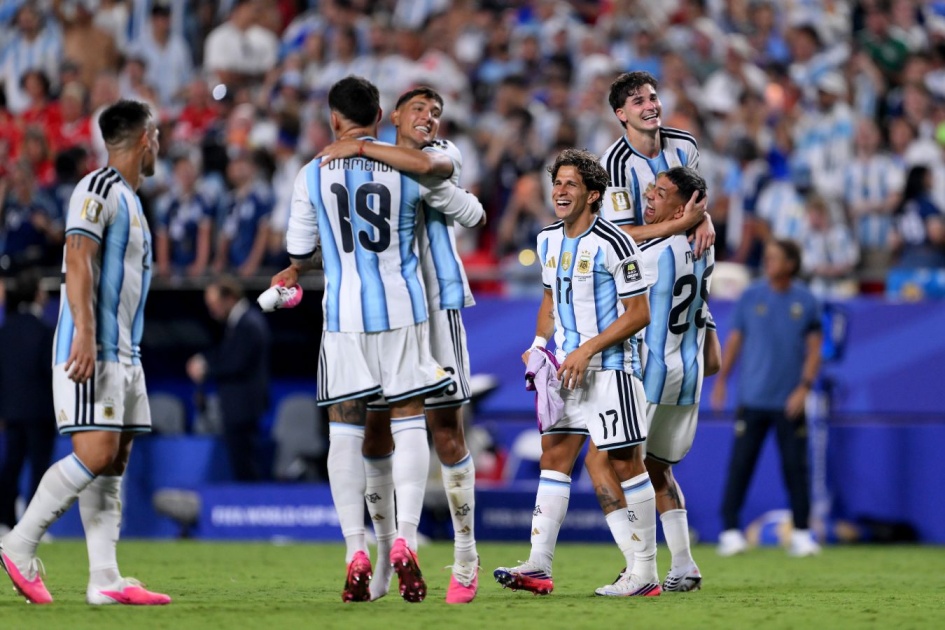 Con trai Diego Maradona nói về trận bán kết World Cup với Anh: Cha