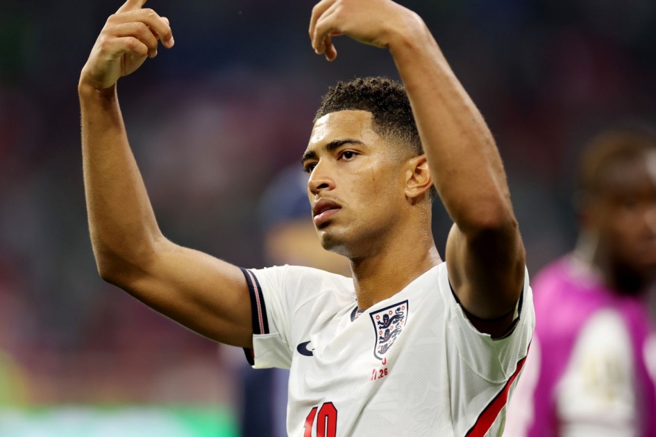 Pabirong Gesto ni Bellingham kay Haaland Bago ang England vs Norway