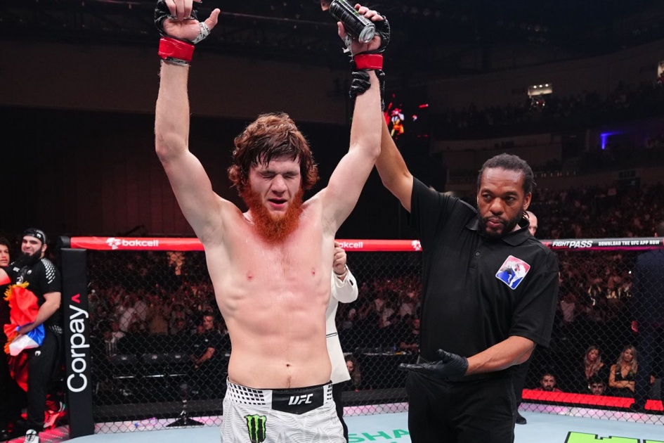 Шара Буллет установил рекорд: 6 побед в UFC