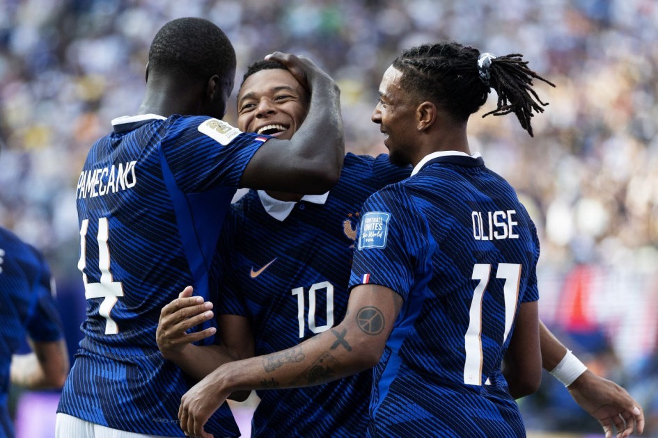 France vs Paraguay: World Cup First Half Record Tied