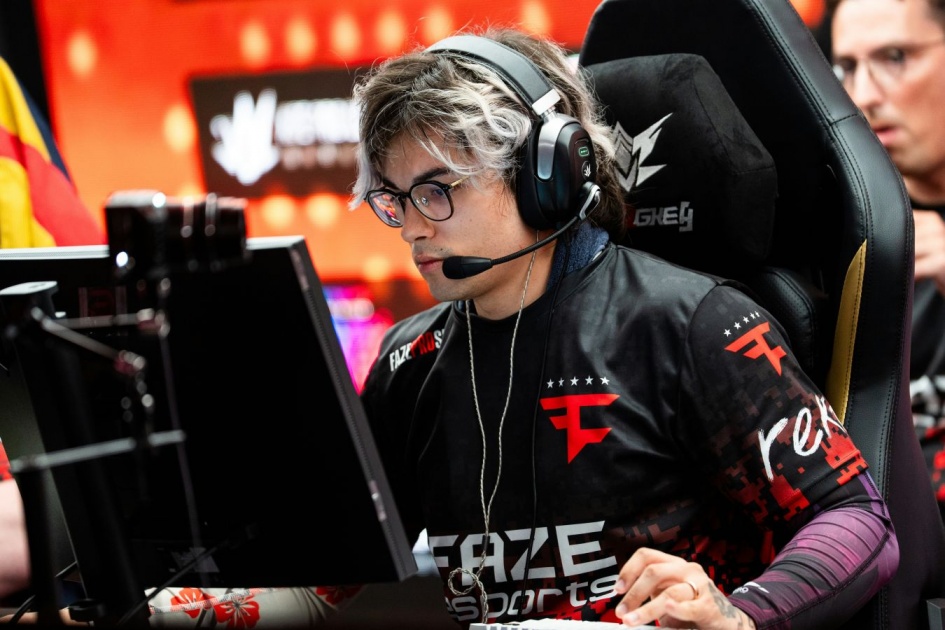 «Новая система нанесла ущерб», — Twistzz о проблемах со стикерами в CS 2
