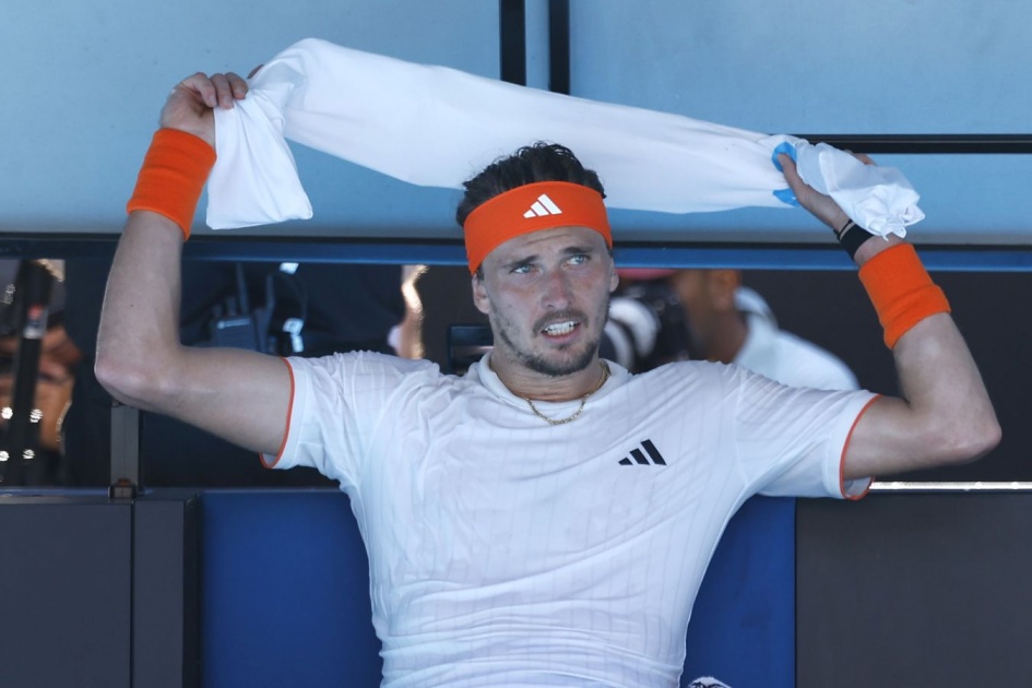 Зверев победил Коллиньона в четвертьфинале Галле — 7:6, 7:6