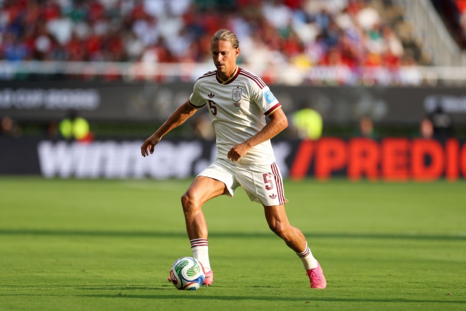 «Ils sont forcés de s'accrocher à quelque chose» : Llorente répond à