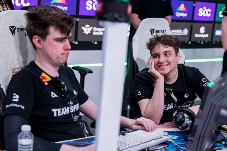 На Esports World Cup 2026 по Dota 2 в плей-офф вышли 4 российские команды