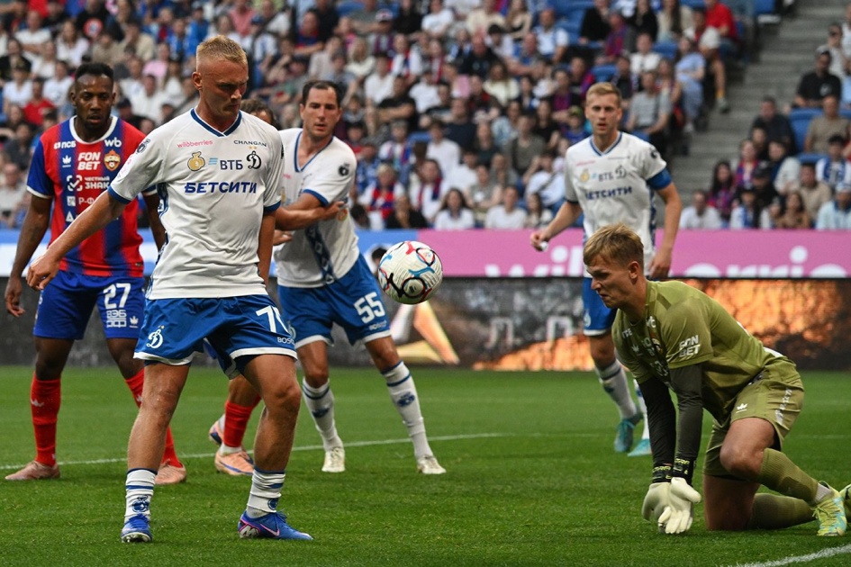 Dynamo Moscow dinomina ang CSKA sa tugmang pangkaibigan, 5-2; apat na