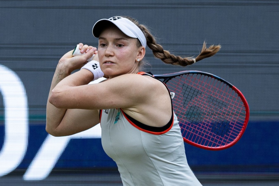 Рыбакина снялась с турнира WTA-500 в Бад-Хомбурге из-за проблем с бедром