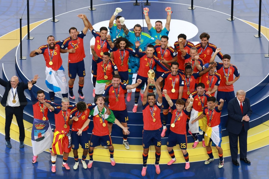 De la Fuente: We played against Ronaldo and Messi's teams,