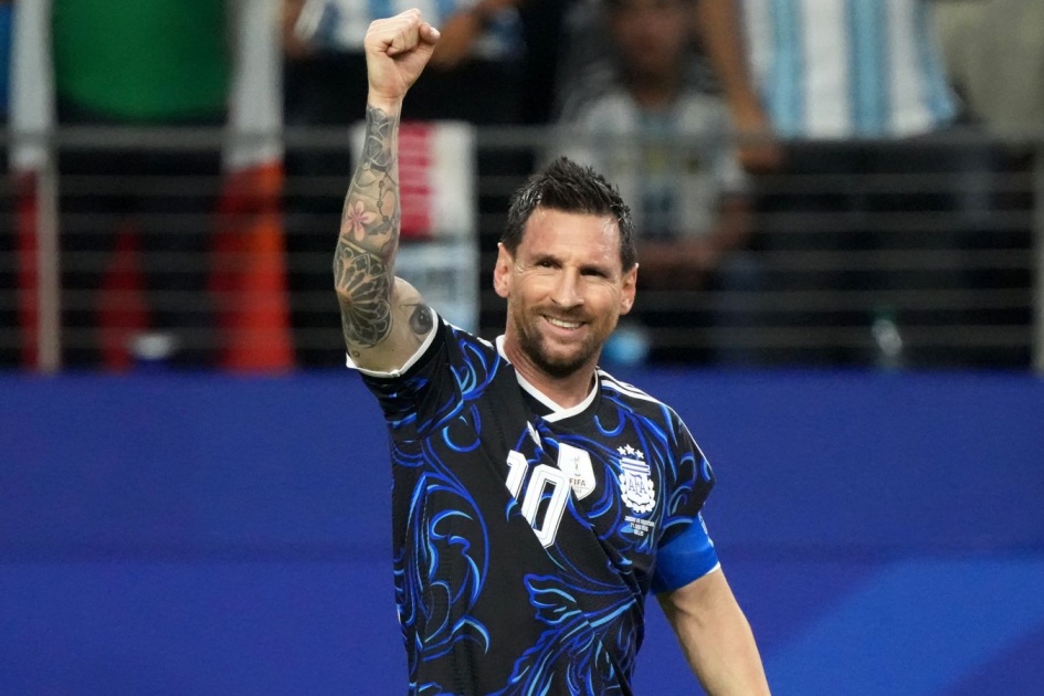 Messi at Argentina nagdiwang ng panalo laban sa Inglatera at pagpasok