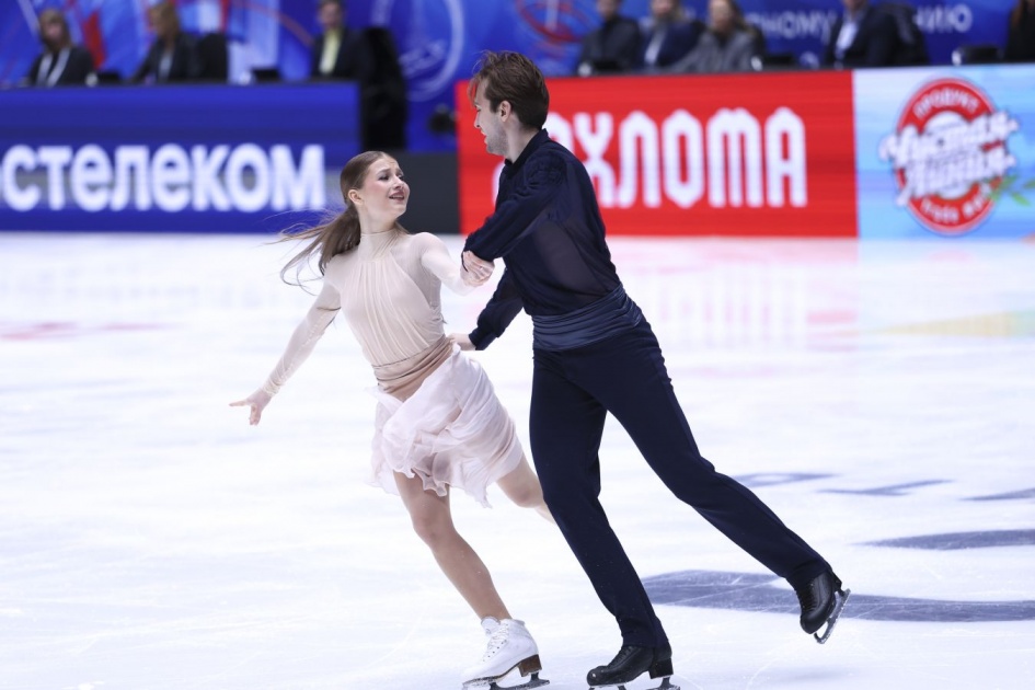 ISU присвоил нейтральный статус 19 российским фигуристам