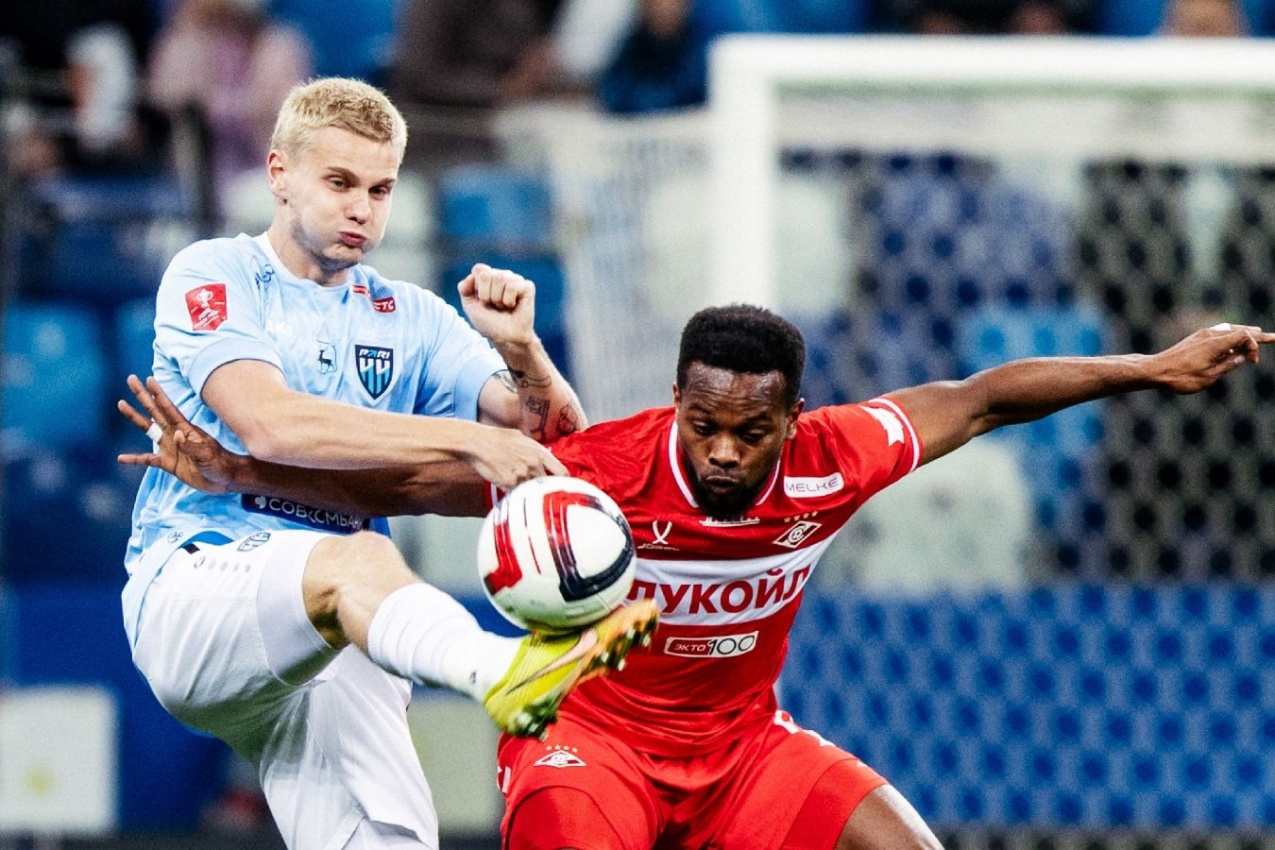 Spartak players celebrating a late goal