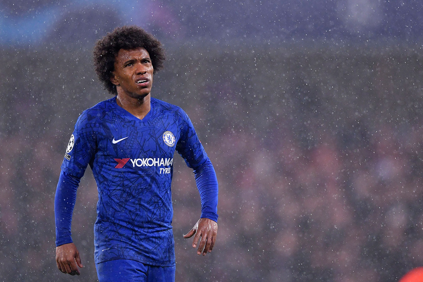 Perfect willian. Виллиан Анжи. Виллиан деку. Виллиан с ПАПАХОЙ. Виллиан в Анжи фото.