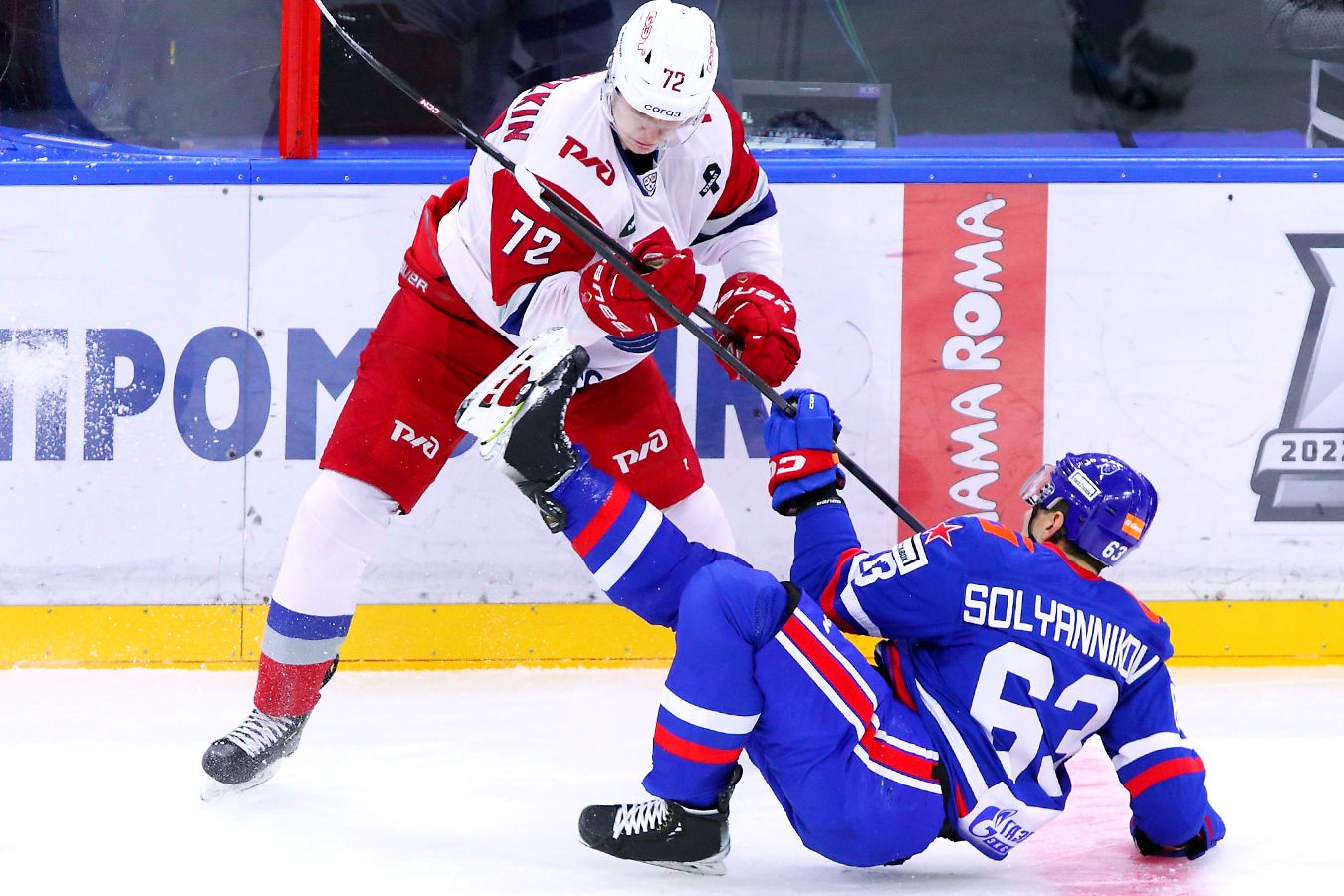 Khl 24. СКА Локомотив. Хоккеисты СКА Санкт-Петербург. СКА Торпедо. Вратарь Локомотива хоккей Ярославль.