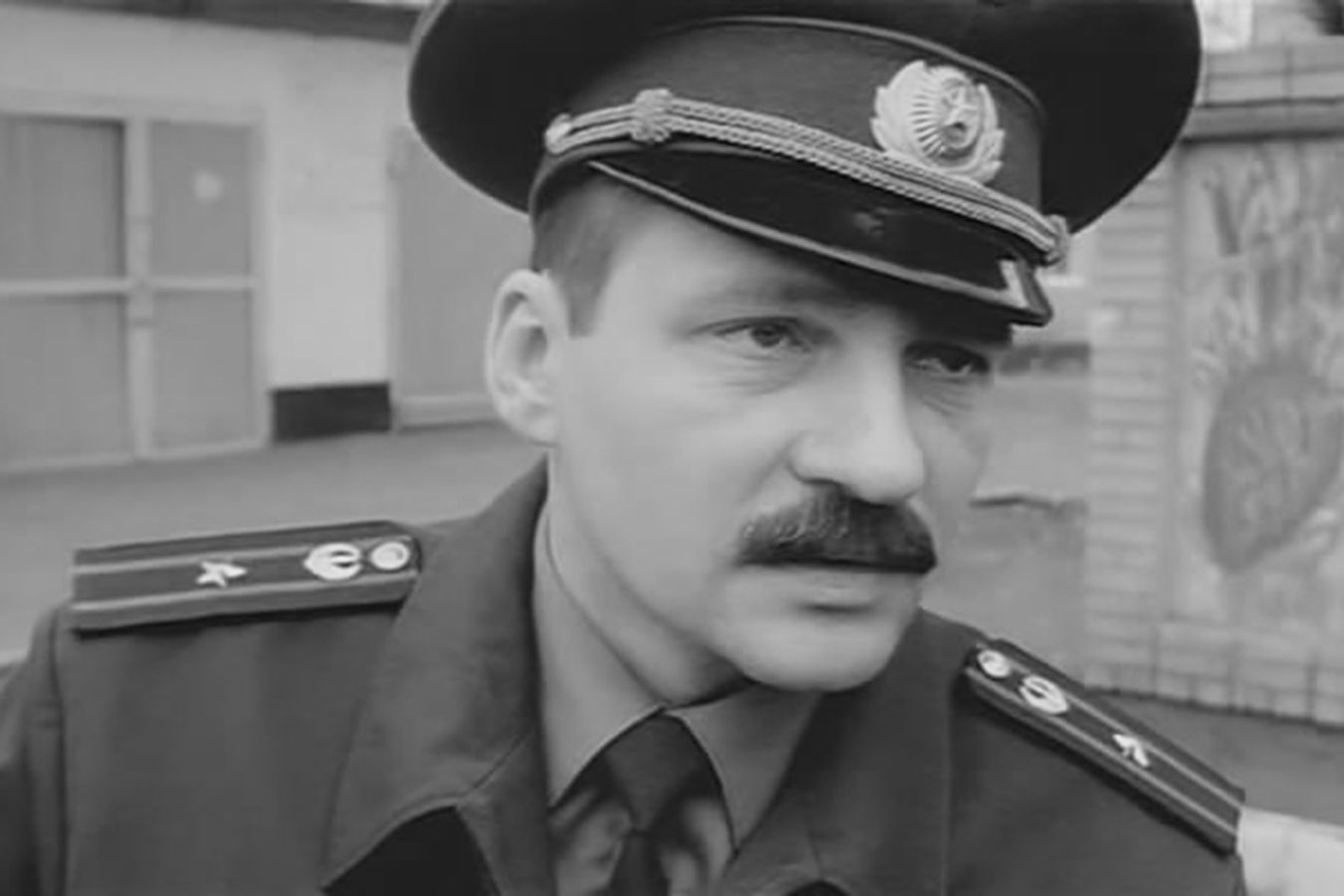 Дмб постер