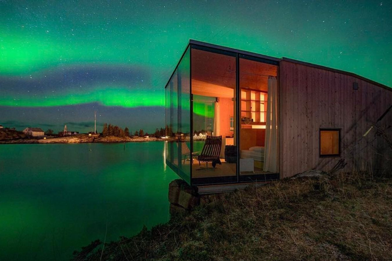 Отель Manshausen Island в Норвегии